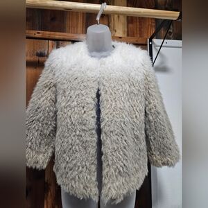 Chic Faux Fur Coat - Cream and Beige